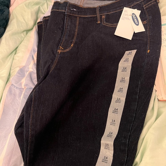 Old Navy dark blue jeans curvy women’s size 14 nwt never worn - Picture 1 of 2